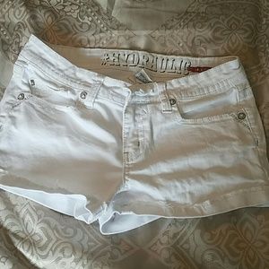 Hydraulic Low Rise white Jean Shorts. Sz 11/12
